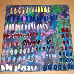 Assorted random nails